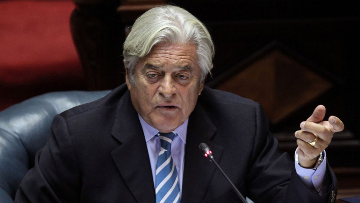 Lacalle Herrera assured that the country entered a third Herrera stage