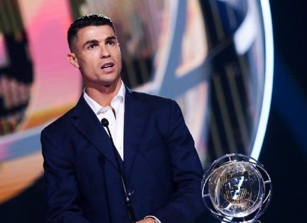 Ronaldo, el astro del deporte que se dedicará de lleno al mundo de los negocios. Ronaldo, el astro del deporte que se dedicará de lleno al mundo de los negocios.
