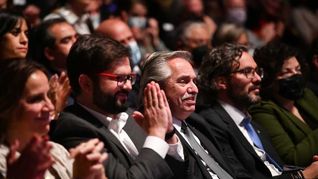 Alberto Fernández y Gabriel Boric asistieron a un concierto en el Centro Cultural Kirchner