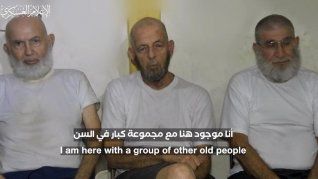 El brazo armado de Hamas publicó un video en el que rehenes israelíes suplican por su liberación.