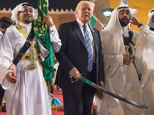 Trump Arabia Saudita.jpg