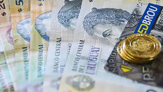 El salario real se aceleró por la drástica baja de la inflación. El salario real se aceleró por la drástica baja de la inflación.