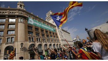 ámbito.com | El rey sentó la base legal para una reacción extrema contra Cataluña