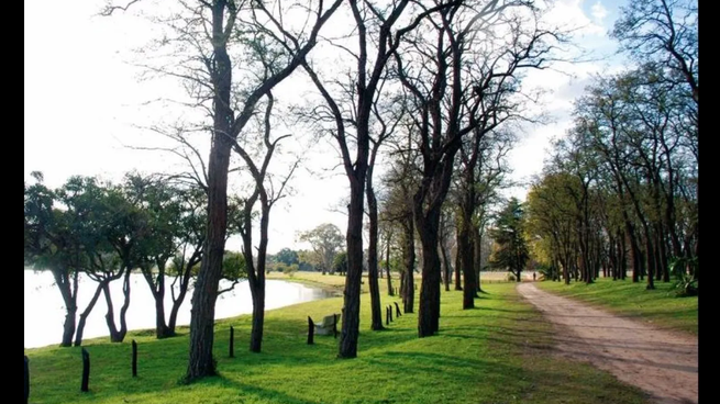 El pueblo campero perteneciente a General Las Heras tiene un arroyo para disfrutar.