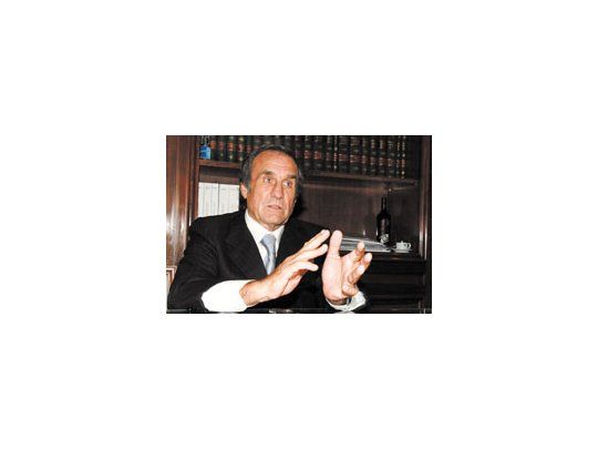 La decisión del juez llevó alivio al senador lanzado ahora de lleno a la renovación de su banca en la Cámara alta.