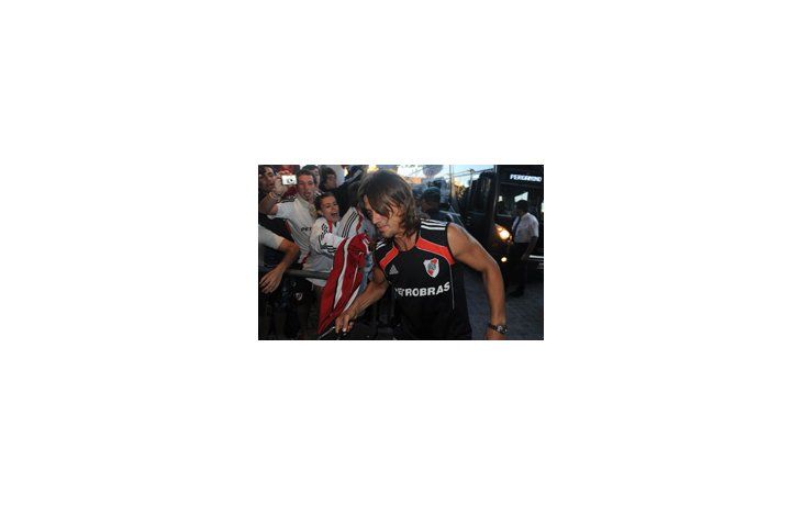 Almeyda confirmará el equipo este miércoles antes del partido.