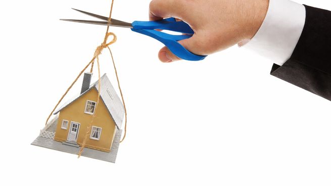 El proyecto que se debate en el Congreso propone recortar plazos y acelerar desalojos ante incumplimientos, en medio de un fuerte debate entre propietarios e inquilinos