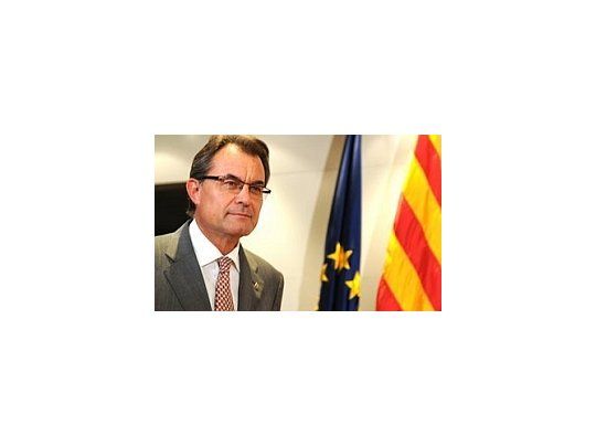 Mas convocaría un referendo sobre la creación de un Estado catalán independiente.