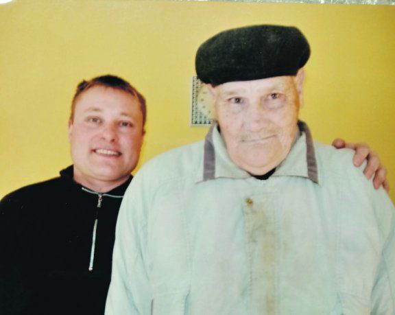 Parientes. Juan Pablo Ruppel y su tío, el SS Horst Schmidt.