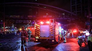 Israel lanzó un ataque con misiles a Irán, que respondió con una contraofensiva.