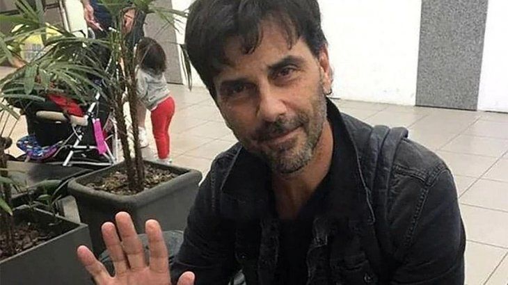 Darthés, en el aeropuerto de Rosario.