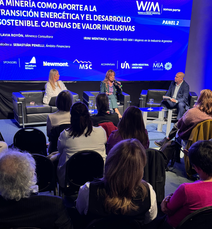 WIM Argentina en la UIA. En el segundo panel participaron Flavia Royón y Irini Wentinck, bajo la moderación del periodista Sebastián D. Penelli.