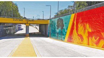 El mural alusivo a la estrella del rock latinoamericano se consensuó con su hermana, Laura Cerati, y su sobrina participó de la realización