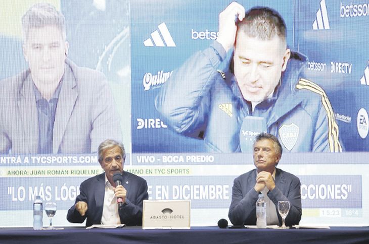 Andrés Ibarra y Mauricio Macri en conferencia de prensa, durante la campaña del año pasado. El excandidato macrista no escatimó críticas a Juan Román Riquelme, desde la calidad futbolística del equipo hasta los Andrés Ibarra y Mauricio Macri en conferencia de prensa, durante la campaña del año pasado. El excandidato macrista no escatimó críticas a Juan Román Riquelme, desde la calidad futbolística del equipo hasta los