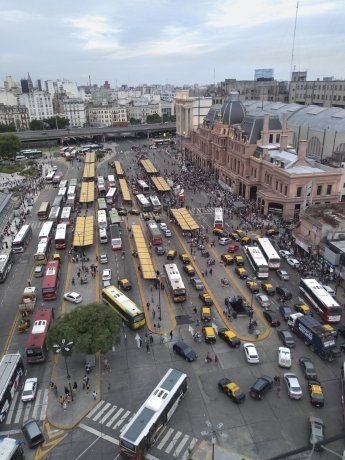Constitución se convirtió en un verdadero caos por la suspensión del tren Roca.