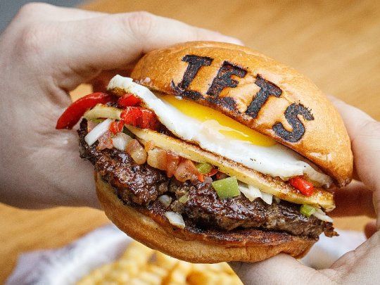 Hamburguesa TETS.jpg