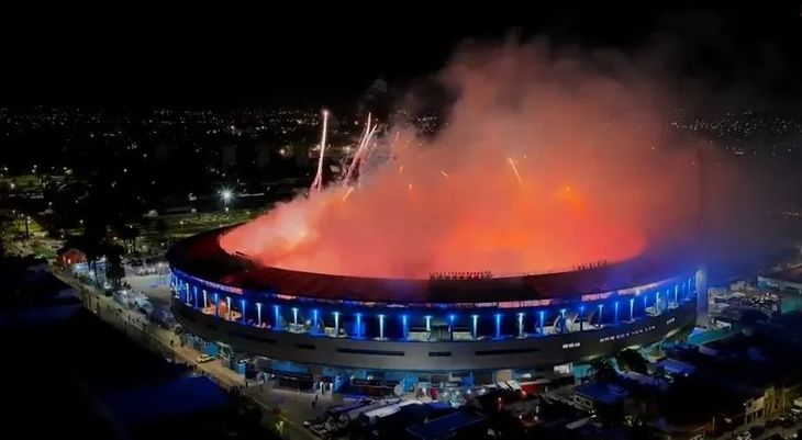 La sanci&oacute;n surgi&oacute; como respuesta al recibimiento con pirotecnia en el partido vs Flamengo, donde Racing qued&oacute; afuera de la Copa Libertadores.