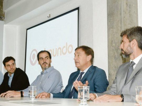 inversiones. El gobernador Rodolfo Suarez inaugur&oacute; ayer un hub tecnol&oacute;gico de una empresa tur&iacute;stica y se mostr&oacute; expectante por la posici&oacute;n que tomar&aacute; el peronismo para avalar el Presupuesto 2020.